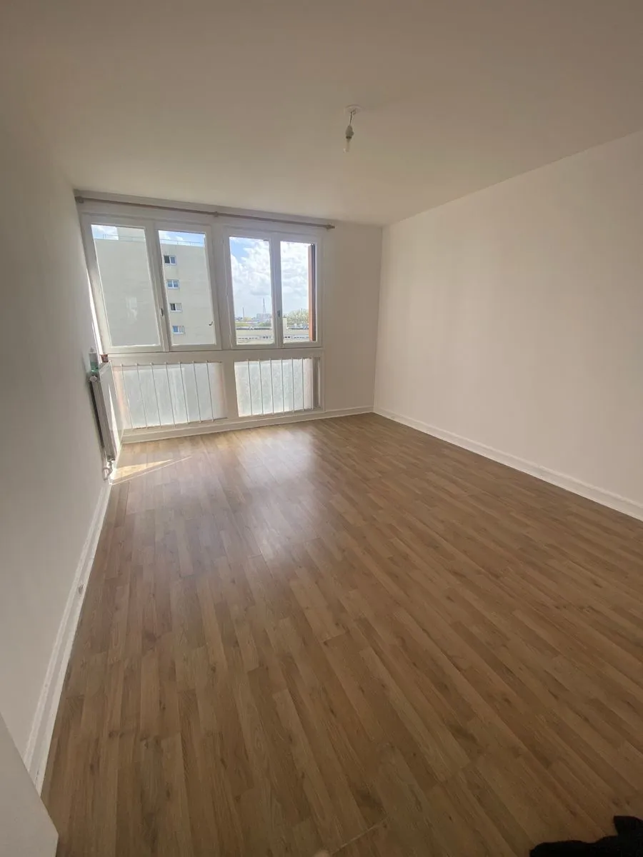 Location Villeneuve-la-Garenne Appartement c2efc02d