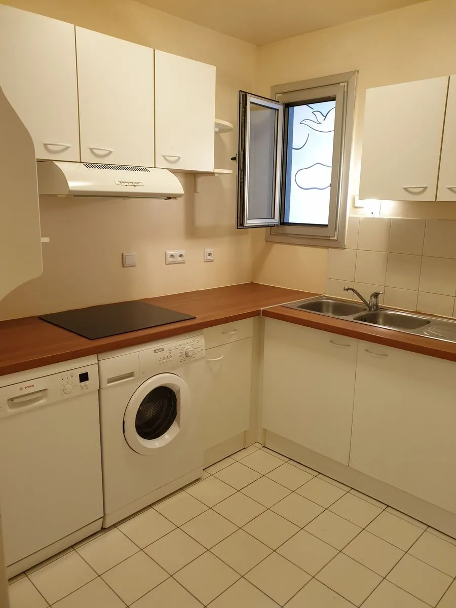 Location Courbevoie Appartement c7c297e8