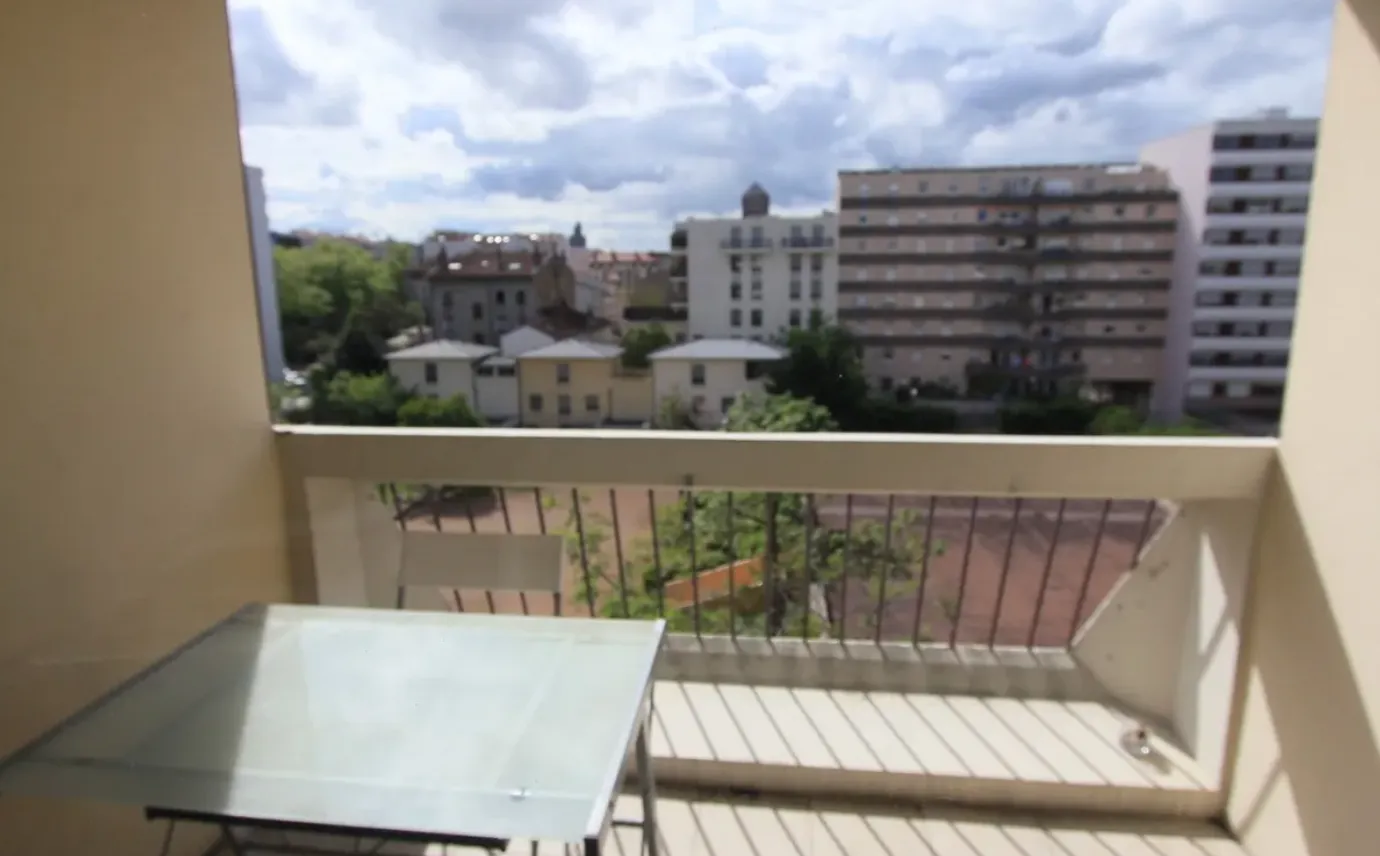 Location Lyon Appartement cb63f2f6