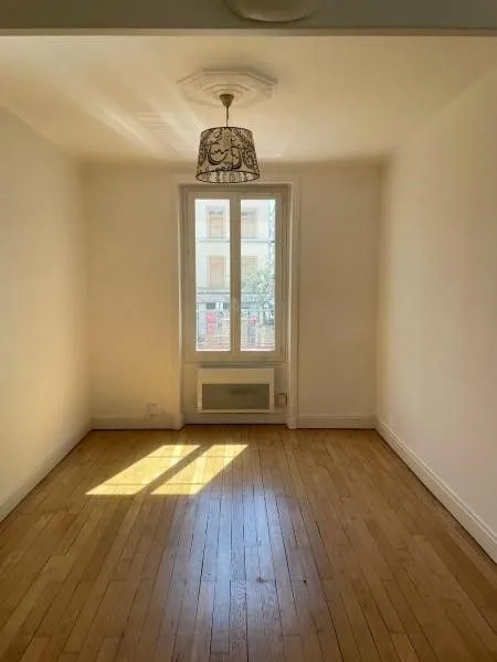 Location Paris Appartement ceaf1ce1