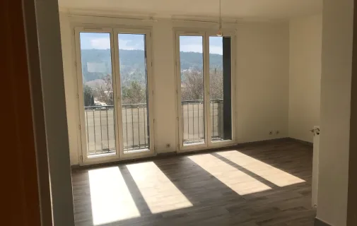 Location Aix-en-Provence Appartement cf1e6ae6