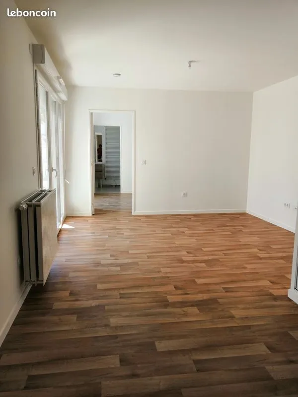 Location Ivry-sur-Seine Appartement cf1eea66