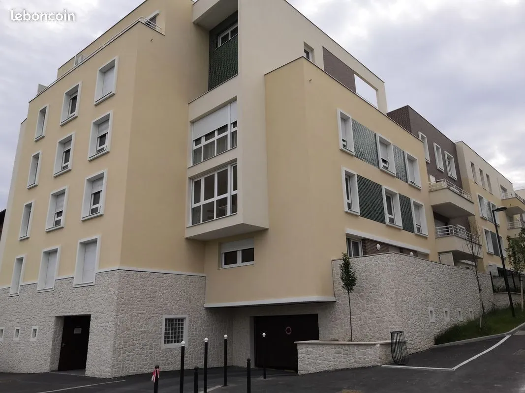 Location Ivry-sur-Seine Appartement cf1eea66