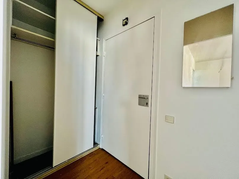 Location Courbevoie Appartement cf903e90