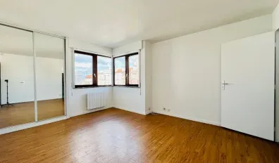 Location Courbevoie Appartement cf903e90