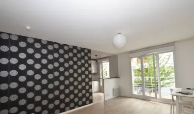 Location Saint-Ouen-sur-Seine Appartement d1c5f900