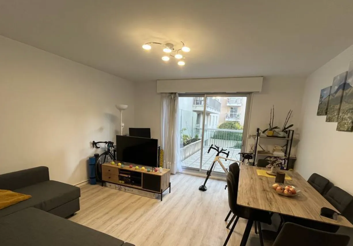 Location Suresnes Appartement d457efcd