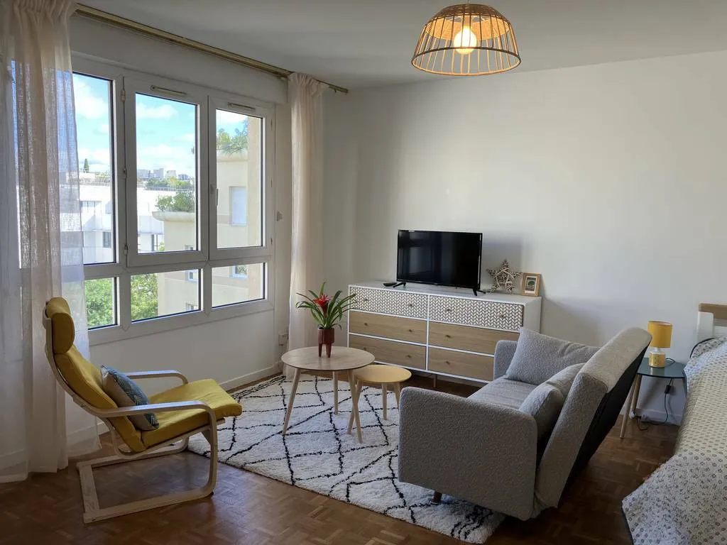 Location Levallois-Perret Appartement daaf14b9