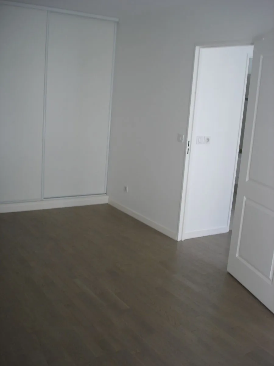 Location Courbevoie Appartement dfa0d4e4