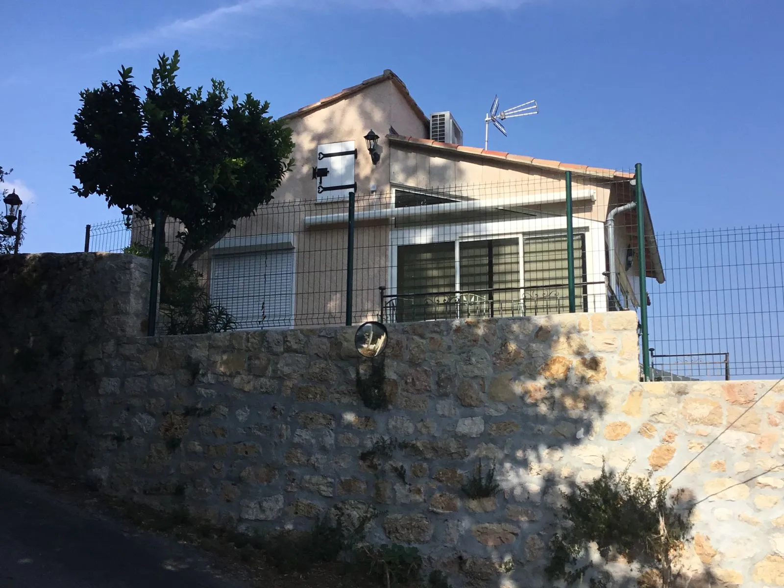 Location Le Bar-sur-Loup Maison e42d1c7e