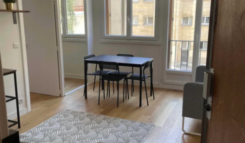 Location Paris Appartement ee649e4f