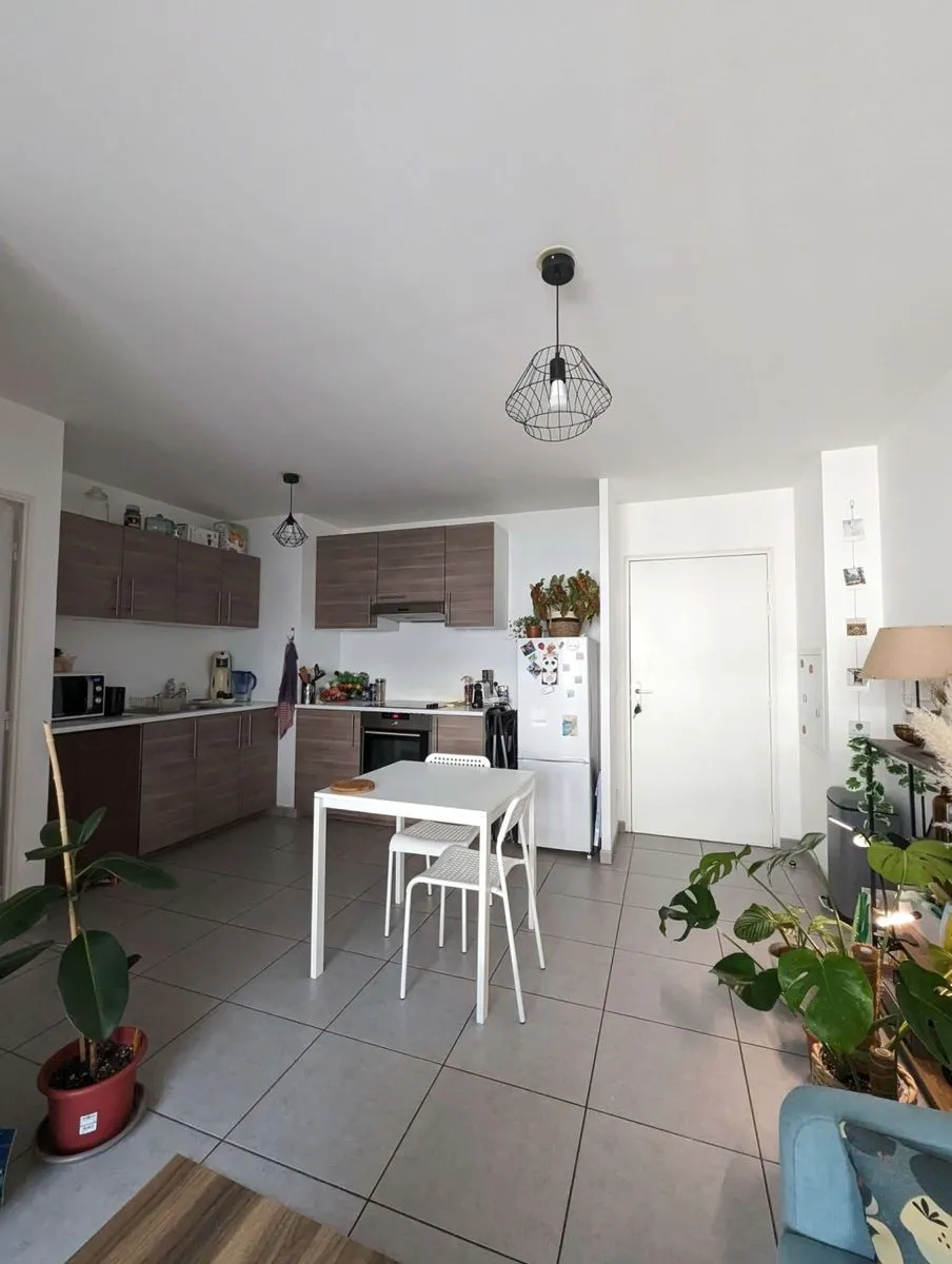 Location Marseille Appartement f0f8a823