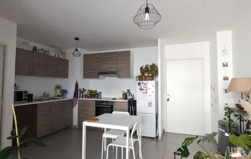 Location Marseille Appartement f0f8a823