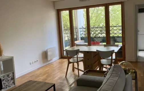 Location Paris Appartement f168a7fe