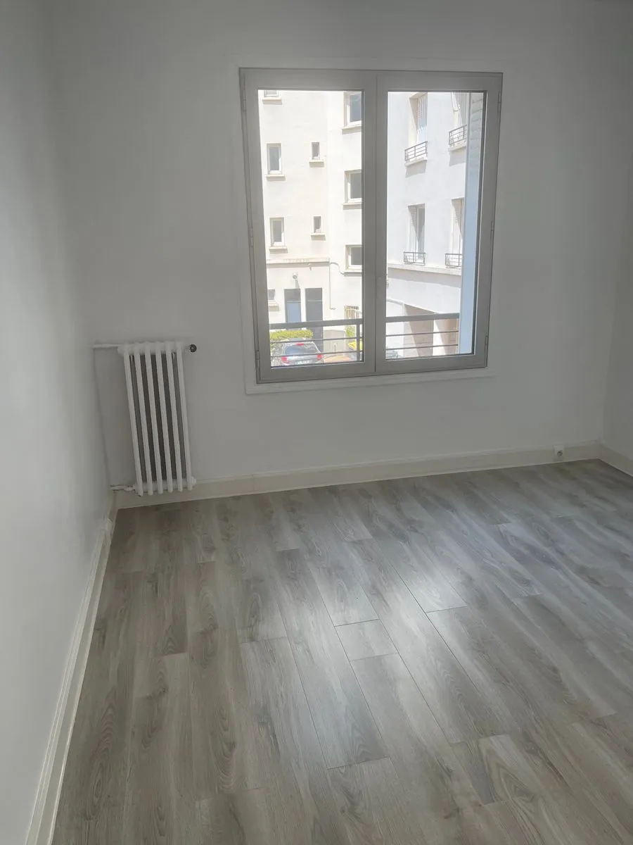 Location Rueil-Malmaison Appartement f66faacd