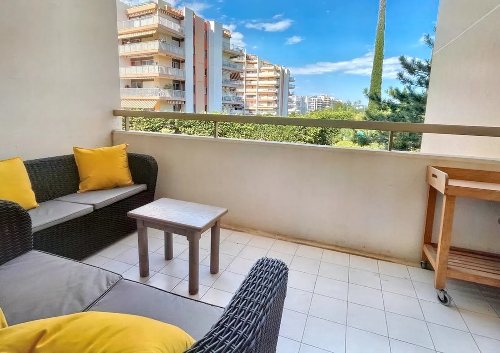 Location Mandelieu-la-Napoule Appartement f75e4b03