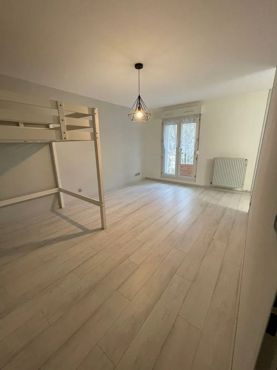 Location Nancy Chambre f769c4fd