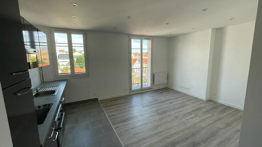 Location Fontenay-sous-Bois Appartement f9214390