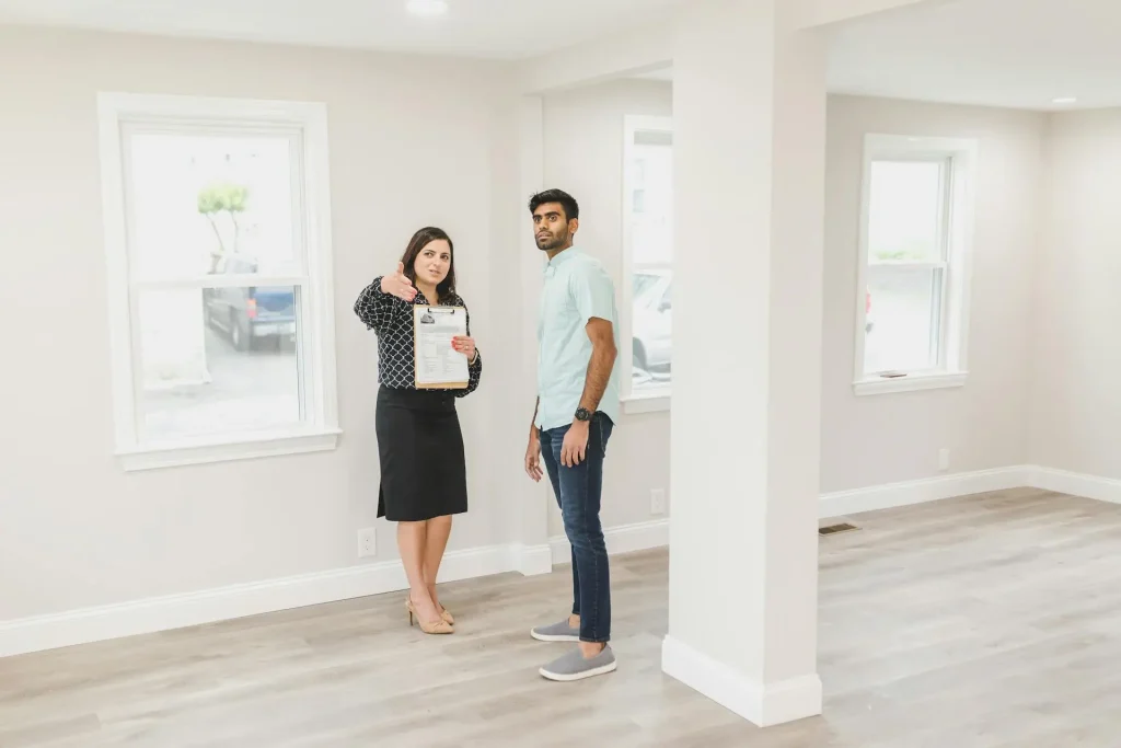 visite de logement bien habillé